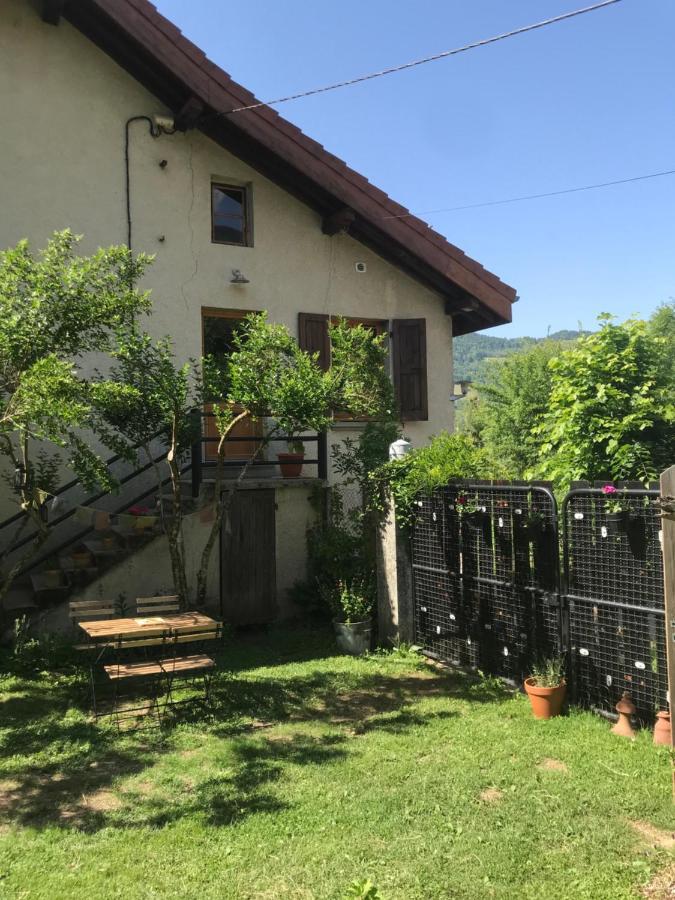 Belladone Guest House Theys Les 7 Laux Buitenkant foto